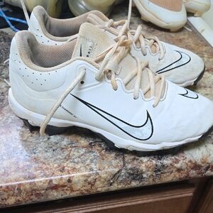 Nike White and Beige Sports Shoes
